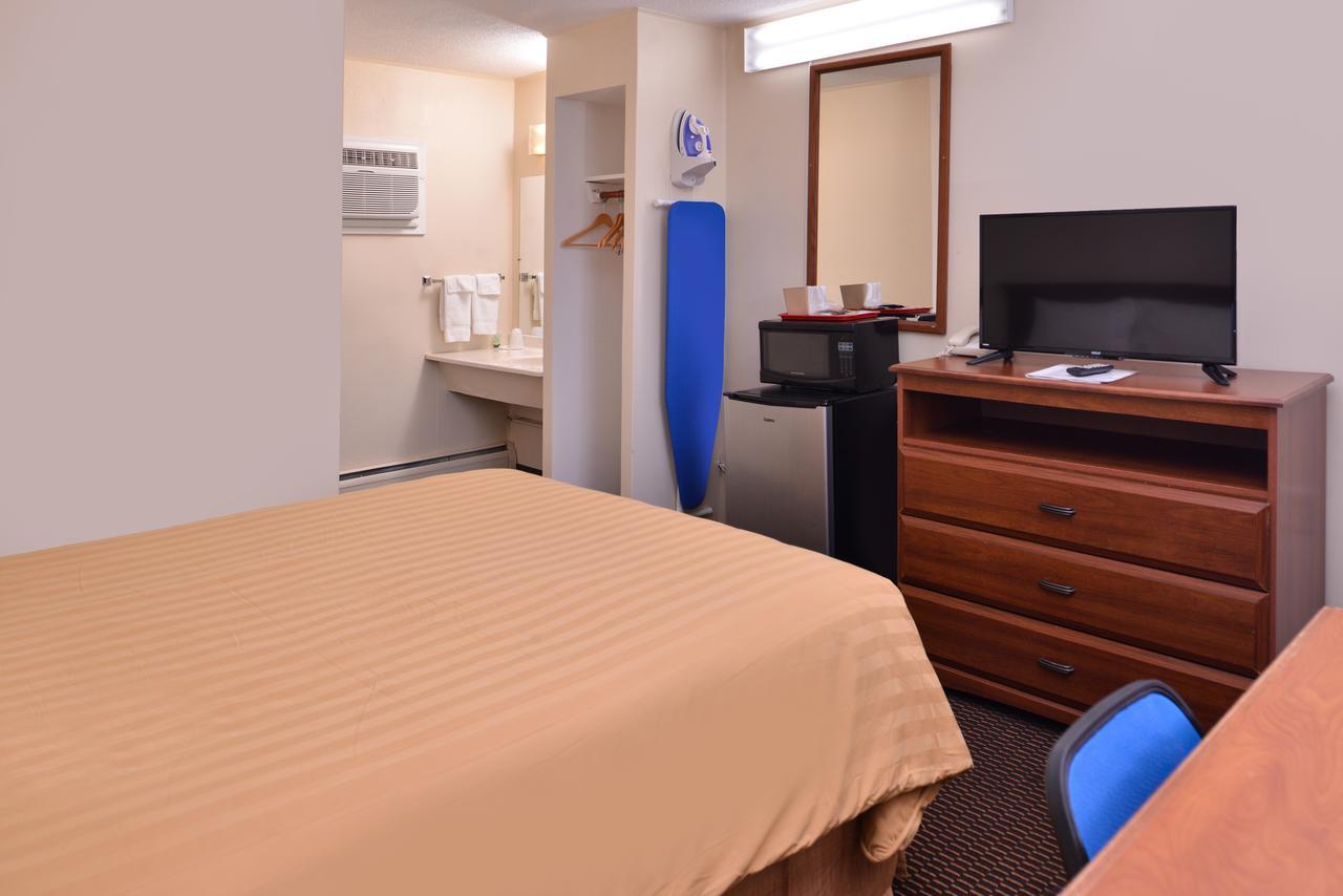 Red Carpet Inn Worthington エクステリア 写真