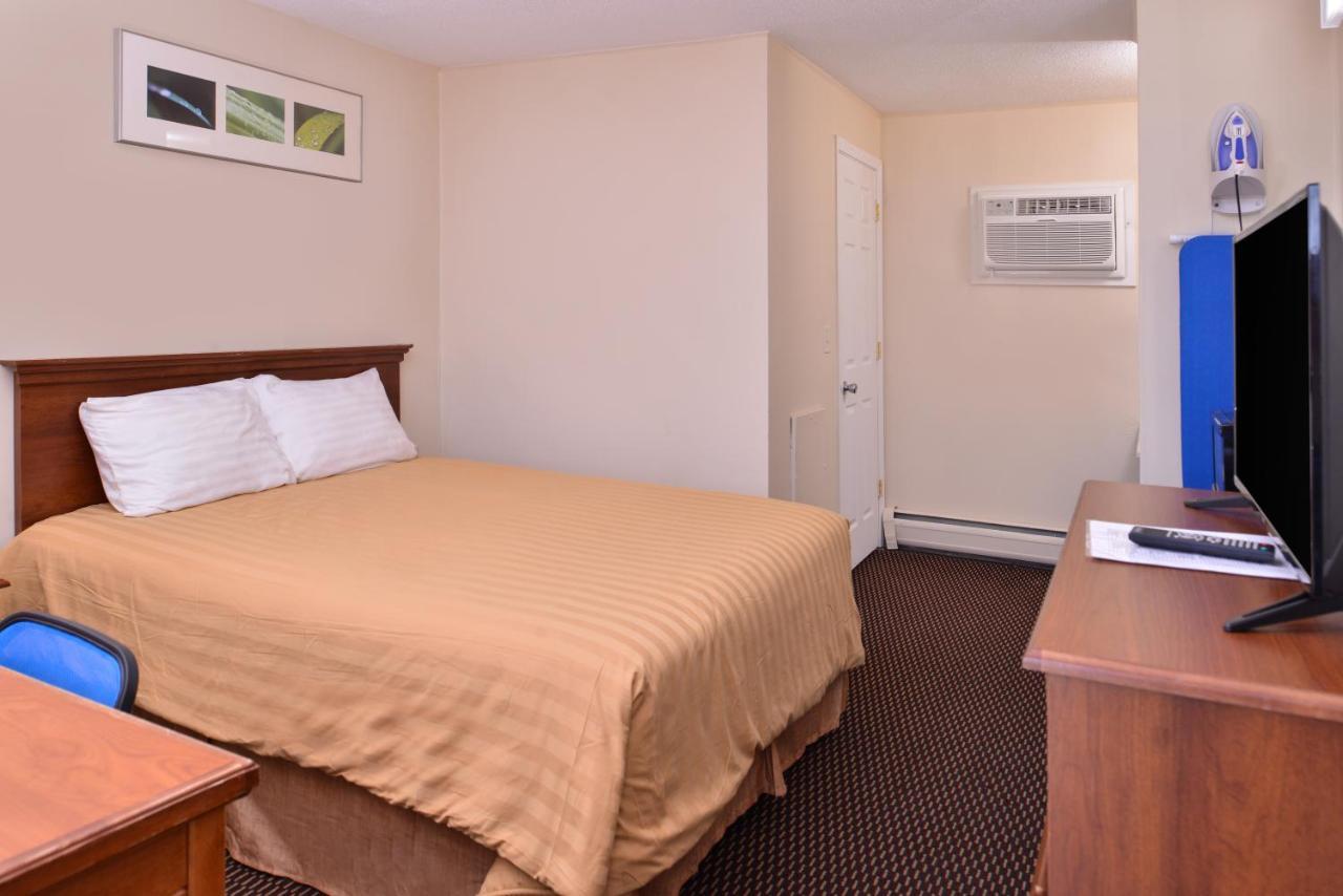 Red Carpet Inn Worthington エクステリア 写真