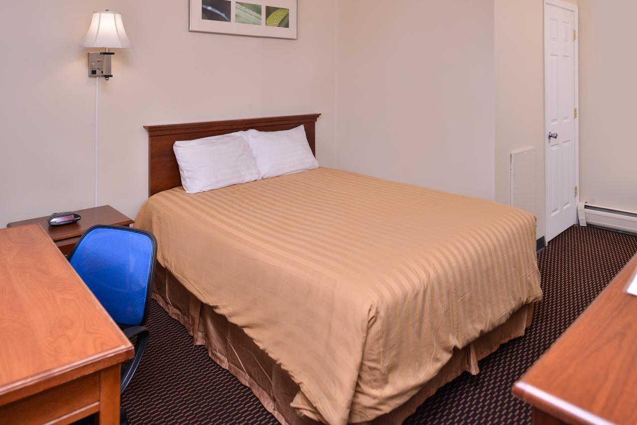 Red Carpet Inn Worthington エクステリア 写真